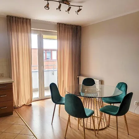Apartment Summer Vibes